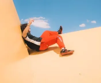 爱游戏